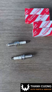 Bugi Đánh Lửa Xe TOYOTA INNOVA CAMRY HIACE FORTUNER..Hàng Denso Chân Than 90919-T1004 (MÃ:K20HR-U11)