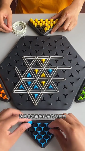 Geometry Chain Chess Puzzle Triangle Chess Desktop Game Rubber Band Training Family Interaction Exercise Thinking Toys Gifts