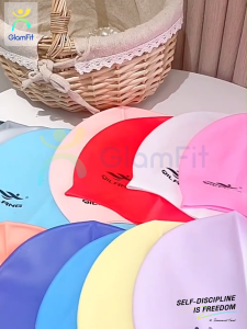 GF.หมวกว่ายน้ำซิลิโคน free size 5 สี 50G อ่อนนุ่ม ความยืดหยุ่นสูง ป้องกันการลื่นไถล ไม่มีกลิ่น