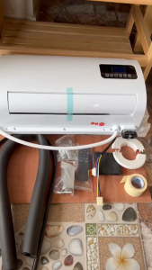 แอร์DC คอยล์เย็น 12/24 V รุ่นใหม่ ฝาสวิง สามารถใช้ได้กับ12 V และ 24V พร้อมรีโมท เป็นแอร์ที่เงียบกว่าแอร์ปกติ ใช้ในเครื่องยนต์ ทำให้การหลับนอนหรือพักผ่อนในห้องนอน ติดตั้งง่าย  สอบถามรายละเอียดเพิ่มเติ่มได้ทางเรามีทีมงานให้คำปรึกษาในการติดตั้ง