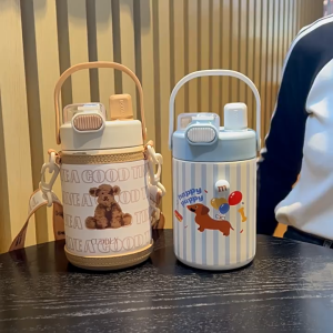 Suumo Tumbler Anak Premium Botol minum SUS 316 500ml Free Tali dan Stiker 3D