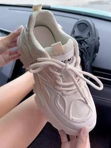 Thick sole ladies dad shoes Fashion casual womens shoes wear resistant anti slip and Comfortable and non -slip leisure sports womens shoes