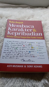 BUKU AMPUH MEMBACA KARAKTER & KEPRIBADIAN MELALUI TULISAN TANGAN DAN TANDA TANGAN