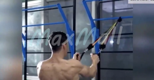 11 In 1 Set Pro Resistance Band: Alat Olahraga Fitness untuk Chest & Shoulder