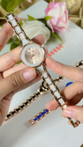 Jam Tangan Wanita Mewah Terbaru Rantai Gelang Diamond