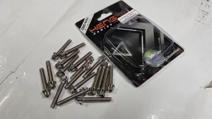 น็อตแคร้งเครื่อง WAVE 110i ปี 2021-2022 Drem Supercub ปี2021-2022 (1ชุด20ตัว) น็อตหัวเจาะ น็อตสแตนเลสแท้ น็อตเลส  อะไหล่แต่งเวฟ110i