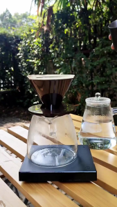 SUJI Pourover Dripper V60 01 Alat Seduh Coffee - Glass Coffee Dripper Plastic