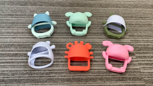Baby antibacterial wristband rabbit silicone cone -shaped handmade jewelry toys without BPA non -toxic tie