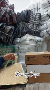 Tas Hajatan Spunbond & Tas Pita 22 Bee Cream