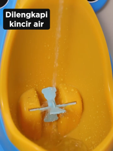 Starlight Baby Safe Boys Training Potty HIJAU Frog Training Potty Toilet Berdiri untuk Training Anak Laki-laki Tempat Belajar Pipis atau Buang Air Anak Cowok HSB811