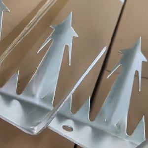 Wall spike fence anti theft 1.25m stainless steel Galvanized anti climb wall roof spikes Villa Yard fence garden