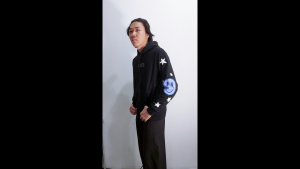 เสื้อฮู้ดแขนยาว เสื้อกันหนาวเเขนยาว มีฮู้ด สไตล์สตรีท สําหรับชายหญิง ฤดูใบไม้ร่วงฤดูหนาว ไซต์ S-L พร้อมส่ง