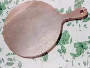 chopping board (17.5X12X1 inches)