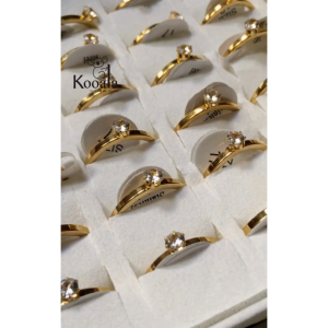 Cincin Diamond Klasik & Titanium Perhiasan Fashion Wanita Simple Tahan Lama Anti Karat