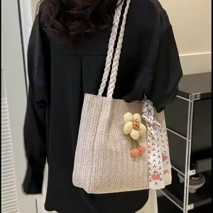 New woven bucket bag commuter tote bag womens large capacity vacation shoulder straw bag