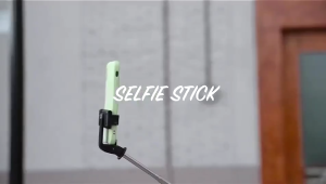 Tongsis Tripod Bluetooth LED 4in1 Selfie Stick Remote Action Cam Macaron R1 dan R1S (Dengan LED) Remote Selfie Stick Tripod 360