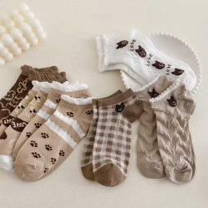 MD-P618 Ankle Socks Kaos Kaki Wanita Karakter Bear / Kaus Kaki Pendek Beruang Coklat / Kaos Kaki
