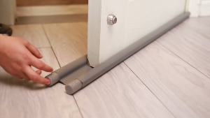 READY STOCK Door Seal Bedroom Soundproofing Insect-proofing Dust-proofing Recessed Leather Door Stopper Baris segel密封条
