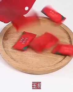 10Pieces 20x22cm Disposal Cotton Compressed Face Towel Coin Tissue Towelettes Portable for Home Camping Travel Cleaning