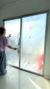 ฟิล์มติดกระจกบ้าน ขนาด120x200เซน แบบสุญญากาศ กันคนมอง กันแสงแดด ติดตั้งง่าย เพิ่มความเป็นส่วนตัว ลอกออกไม่ทิ้งคราบ สติ๊กเกอร์ติดกระจก ฟิล์มติดกระจกสำนักงาน สติกเกอร์ติดกระจกบ้าน