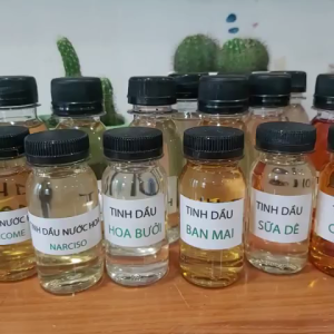 Tinh Dầu Nước HoaHương THơm Xịt Phòng - 100ML