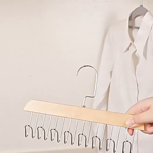 ไม้แขวนมีตะขอ ตะขอไม้แขวนผ้าพันคอ Hanger 8ตะขอ แขวนกระเป๋า ผ้าพันคอ เนคไท ประหยัดพื้นที่ในตู้เสื้อผ้า Simple Thailand