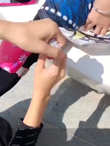 ชุดหมวกกันน็อค สนับเข่าเด็ก อุปกรณ์ป้องกันเด็ก สําหรับเด็ก 7ชิ้น(มือ เข่า ข้อศอก หมวก 7 ชิ้น)อุปกรณ์ป้องกันสเกตบอร์ด