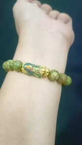 หินถูกหวย(ยูนาไคต์) +ปี่เซียะเปลี่ยนสีตามอุณหภูมิ เป็นหินแห่งโชคลาภนำพาโชคลาภแบบลอยๆมาสู่เจ้าของ ขนาด 10 มิล