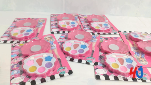 Mainan Kosmetik Kerang Anak Perempuan Make Up Set Colleedoll