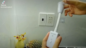 DN02 - Đui đèn phích cắm nối dài E27 có điều khiển từ xa xoay 360 độ