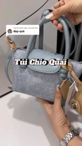 Túi CHl02 Jean Đeo Chéo Cầm Tay Charm Da Siêu Xinh Quai Cầm Chắc Tay Size 19cm (Auth Tuồn)