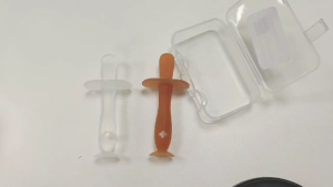 Mamibayi Teether Gigitan Bayi Molar Stick Lembut Silicone Dengan Kotak BPA Free