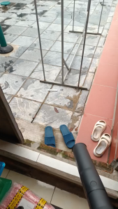 Thổi lá công nghiệp dùng pin công nghệ Đức STARKER sức gió mạnh hàng chính hãng bảo hành 6 tháng
