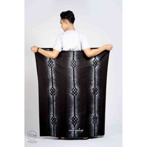 Sarung Kanjeng Eksklusif Motif Pitu Retro Original