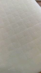 ฟองน้ำเพราะเมล็ดผักไฮโดรโปนิกส์เนื้อละเอียดขนาด 1 นิ้ว * 1 นิ้ว มาตรฐาน 1 แผ่น 96 ช่องปลูก( ชูด 20 แผ่น ) *ไม่มีขอบ