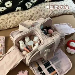 Cosmetic Bag Large Capacity Soft Material  Portable  Daily  Travel Use Makeup Artist