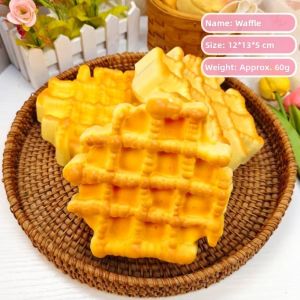 NAELIN Simulated Bread Squeeze Pinch Toy BPA-Free Soft And Wet Squeeze Model Slow Rebound Slow Rising Squeeze Toy Children Gifts