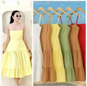 CC ..Elegant Plus Size Knee-Length A-Line Dress with Sweetheart Neckline and Plain Pattern