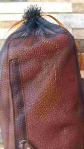 Sarung Tile Souvenir untuk Dompet Besar/Isi 50 Pcs