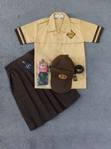 setelan seragam sekolah pramuka siaga perempuan pendek sd kelas 1-6 topi pramuka coklat