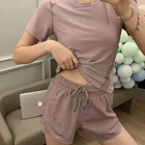 AE Yoga outfit set for girls short-sleeved breathable shorts running sports fashion fitness clothing