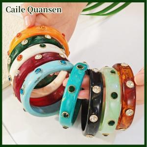 Caile กำไลข้อมือแฟชั่นย้อนยุคทรงเรขาคณิตทำจากเปลือกหอยมุกทำจากเรซินสุดอลังการสำหรับผู้หญิงผู้ชายเครื่องประดับเป็นของขวัญ