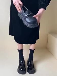 New Vintage WomenS Black Leather Shoes Thick-Soled Loafers For Women
