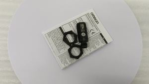 ตัวสวิตช์โฟโตอิเล็กทริค Omron แท้ E3FA-RP11 E3FA-RP12 E3FA-RP21 E3FA-RN11 E3FA-RN12 E3FA-RN21