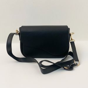 Tas Wanita Selempang Sling Bag Bahan Kulit Sintetis Polos