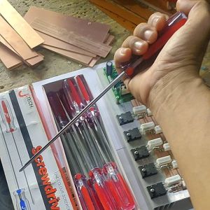 Obeng Plus 4mm Panjang 30cm Merek Jeteck