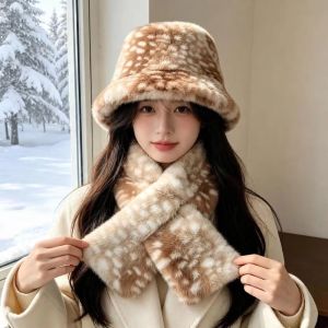 MAOMEI Lông chồn giả Mũ lông giả họa tiết hươu Ấm áp và dày dặn Mềm mại xù xì Khăn quàng cổ buộc chéo Mũ và khăn mùa đông Họa tiết da động vật Bộ mũ và khăn mùa đông Phụ nữ