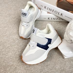 KD20974 Sneakers Anak Casual Sporty Import - Sepatu Olahraga Nyaman dengan Motif Grafis Warna Cerah Bahan Kulit Sintetis