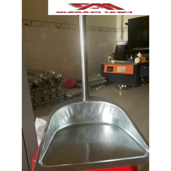 ki hốt rác dày cán inox dài 70cm, mặt bằng tôn không rỉ sét | Lazada.vn