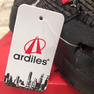 Sepatu Ardiles OXXYON: Sepatu Slip On Terbaik untuk Aktivitas Sehari-hari